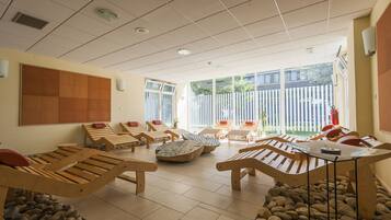 Sauna, body treatments, aromatherapy, hot stone massages, body wraps