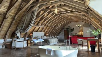 Décoration personnalisée, ameublement personnalisé, bureau