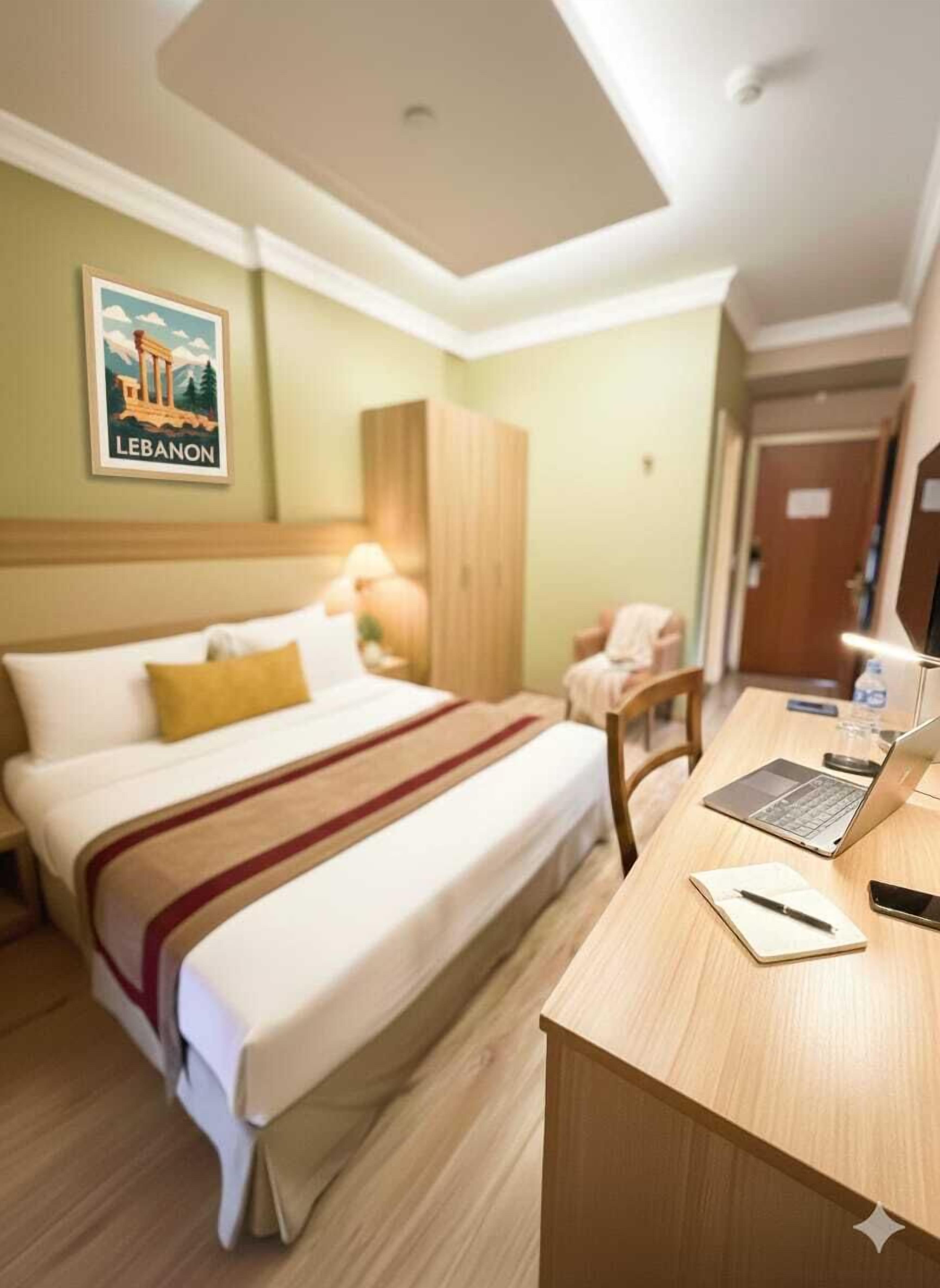 Ropa de cama hipoalergénica y minibar 