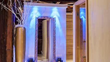 Sauna, tina de hidromasaje, baño de vapor y tratamientos corporales