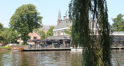 Het Rechthuis aan den Amstel