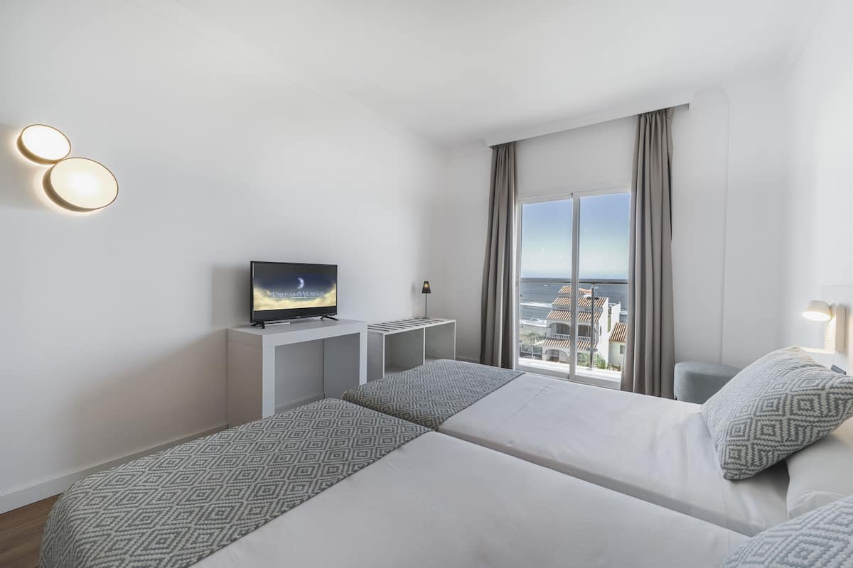 double room, sea view | desk, blackout curtains, rollaway beds, free wifi