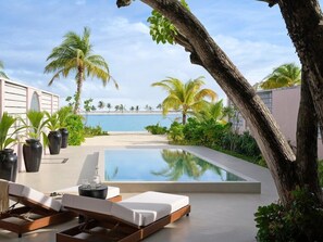 Indoor pool - Holiday Island Resort & Spa (Dhiffushi)