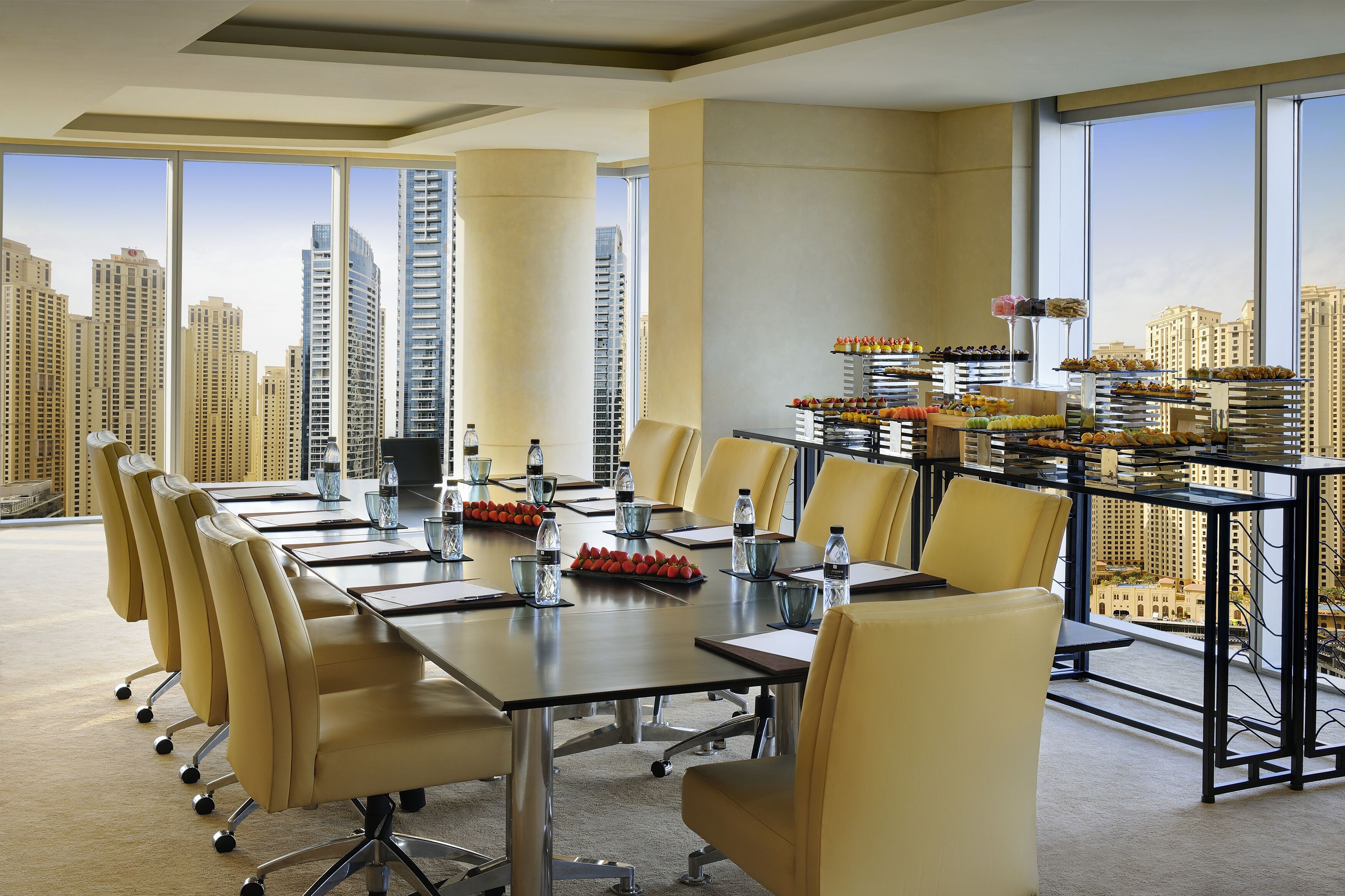 Photo - JW Marriott Hotel Marina 