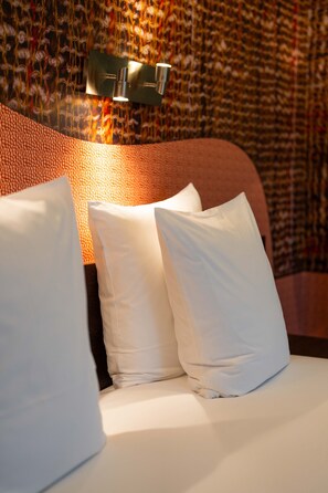 Coffres-forts dans les chambres, bureau, chambres insonorisées