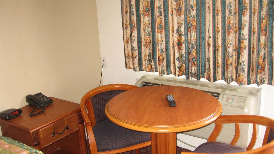 Tower Motel Long Beach