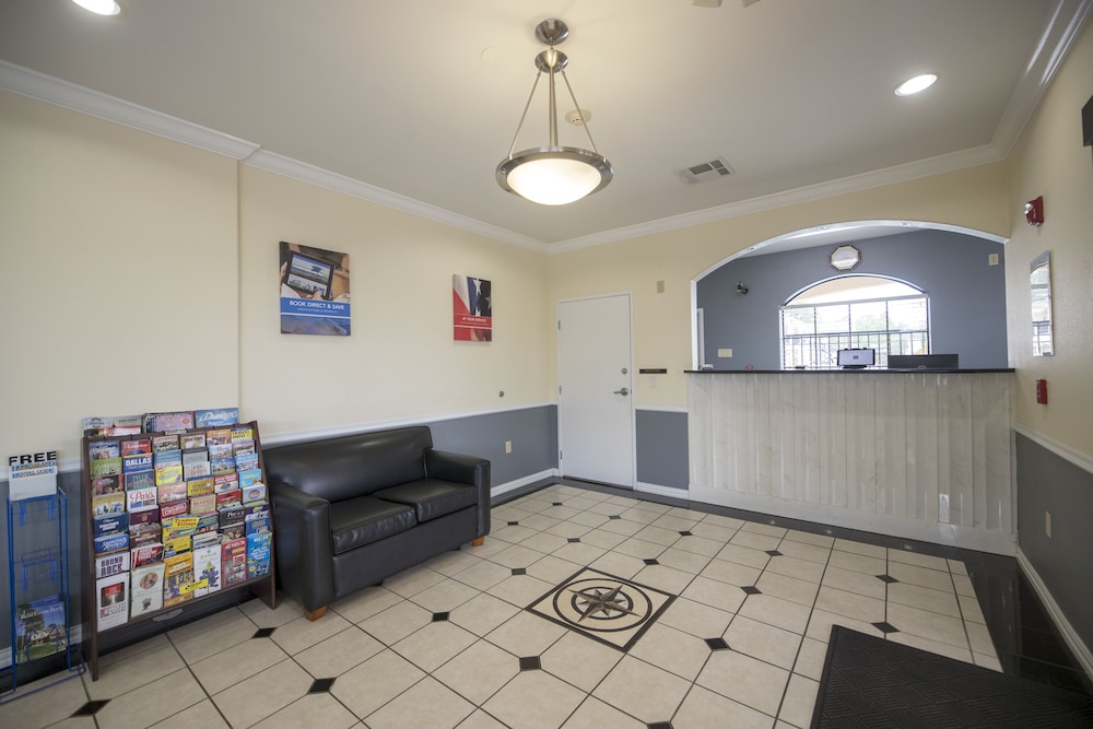 Motel 6 Tyler, TX photo 6