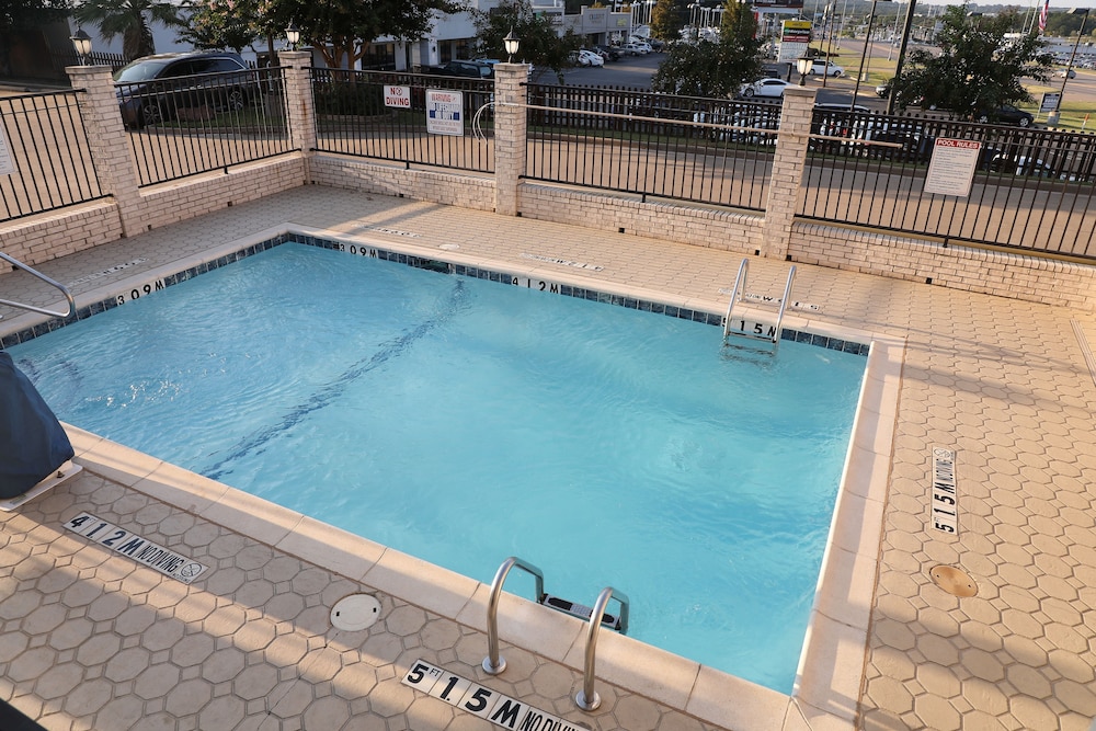 Motel 6 Tyler, TX photo 4