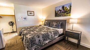 Ropa de cama de alta calidad, cubrecamas y escritorio