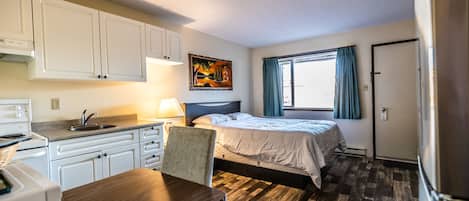 Literie de qualité supérieure, couette en duvet d'oie, bureau
