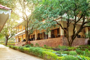 Standard Room | Courtyard view