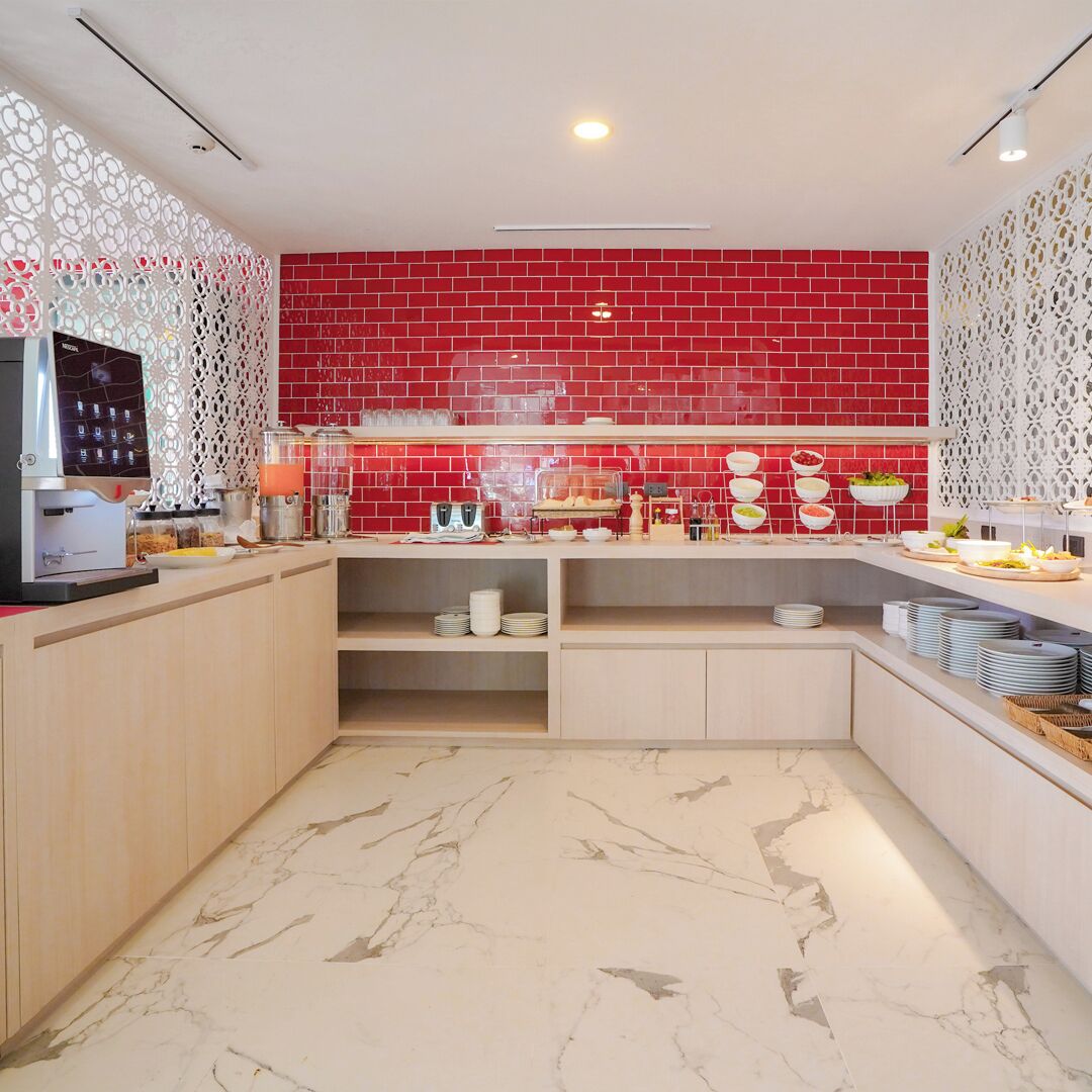 每日供應即叫即煮早餐 (每人 THB500)