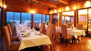 Dining - Furama Chiang Mai, Thailand (Chiang Mai)