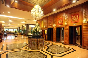 Lobby - Furama Chiang Mai, Thailand (Chiang Mai)