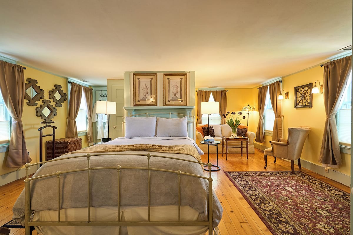 Phòng Deluxe, bồn tắm thủy lực, khu vực vườn | Bộ đồ giường cao cấp, truy cập Internet không dây miễn phí