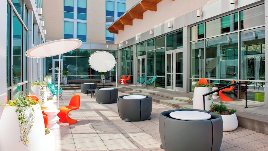 Aloft Charlotte Ballantyne