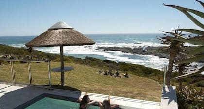 Crayfish Lodge Sea & Country Guest House