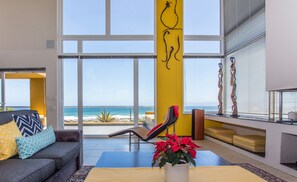 Lounge - Crayfish Lodge Sea & Country Guest House (De Kelders)