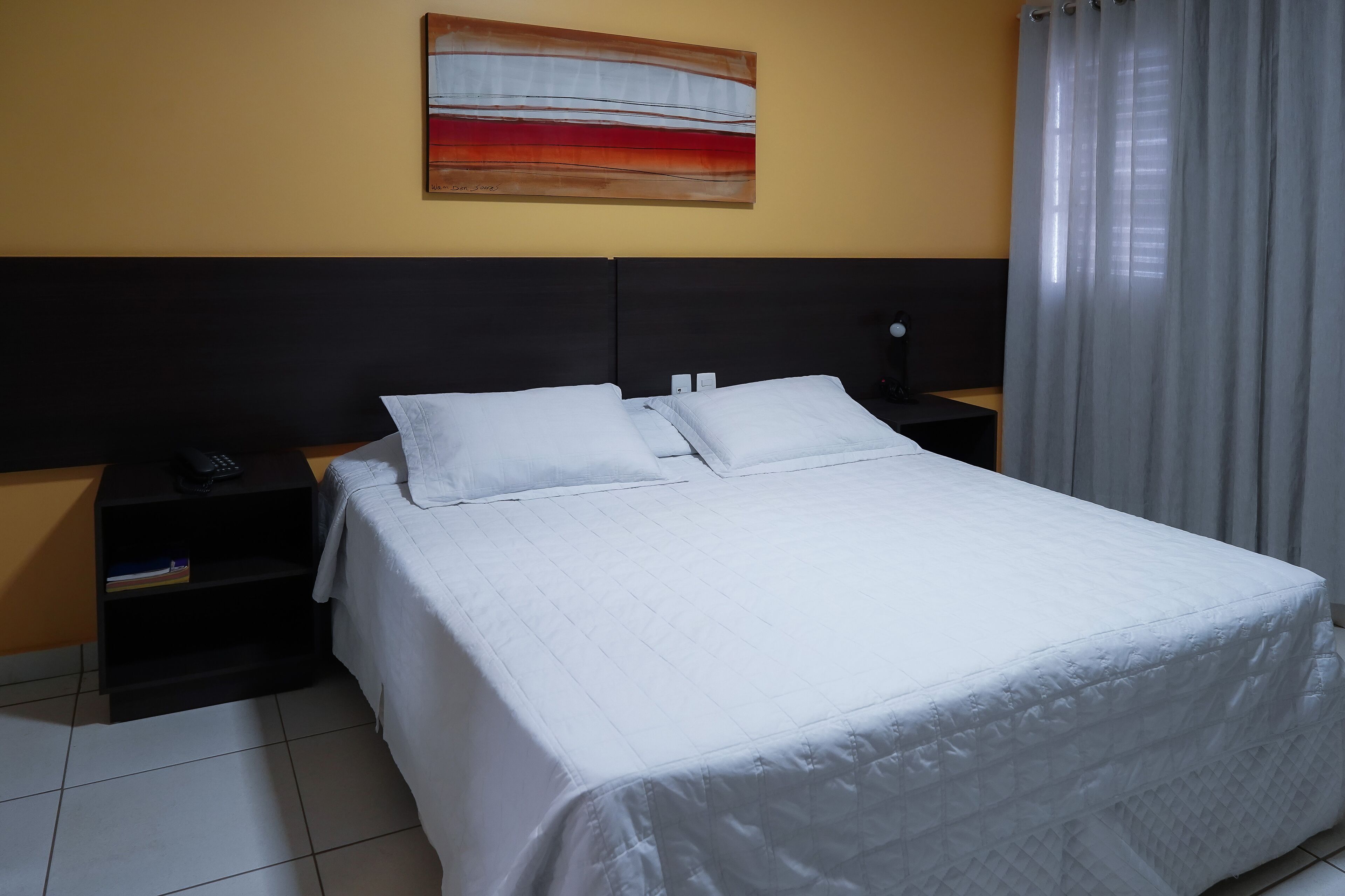 luxury double room | minibar, individually decorated, desk, cots/infant beds