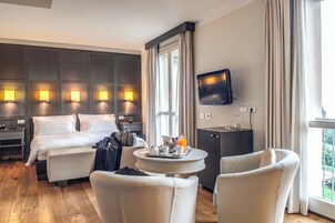 Ropa de cama de alta calidad y minibar