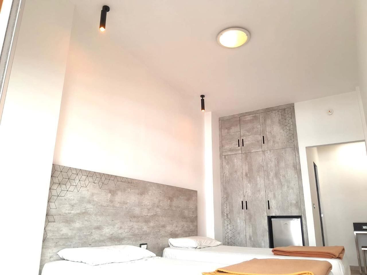 Llençols de cotó egipci i matalassos amb encoixinament addicional 