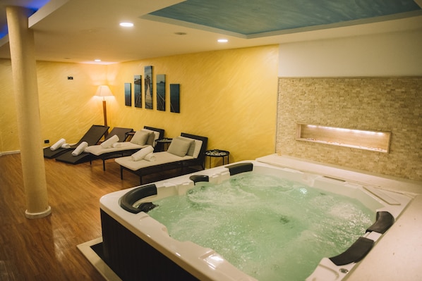 Hydrotherapie, aromatherapie, hotstone-massages