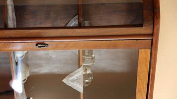 Phòng đôi hoặc 2 giường đơn tiện nghi đơn giản | Phòng tắm