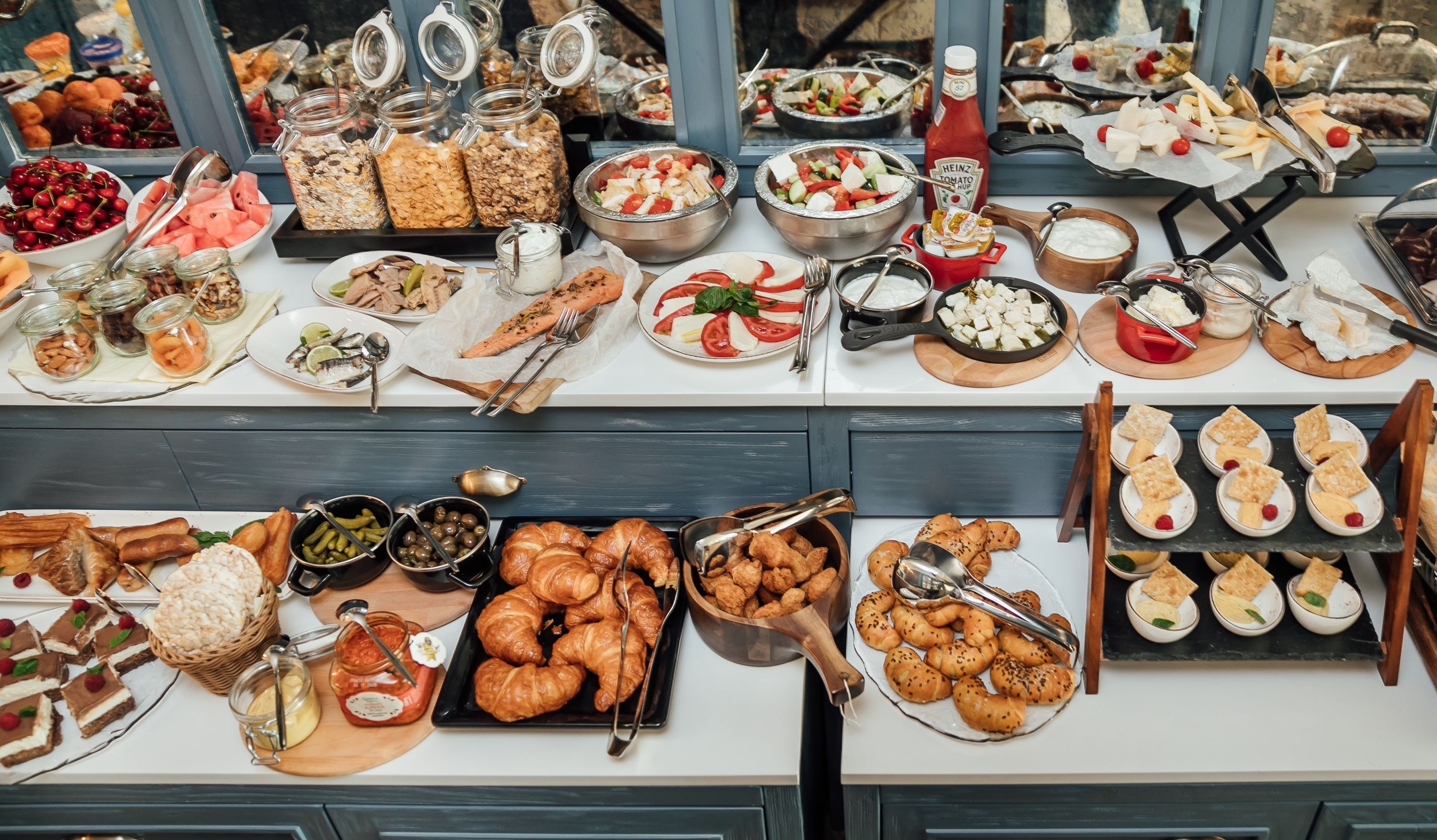 Free daily full breakfast