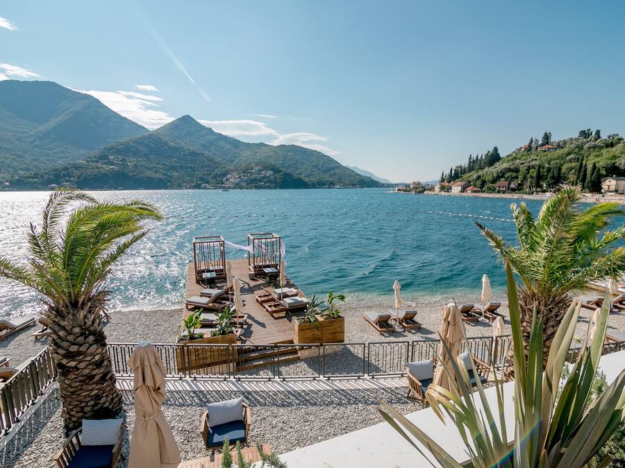 Private beach nearby, beach shuttle, sun-loungers, beach umbrellas