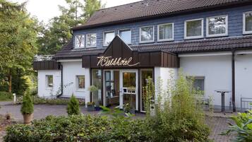 Fachada da propriedade