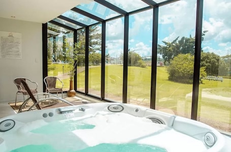 Salas de tratamiento o masajes. Hotel Casino Acaray