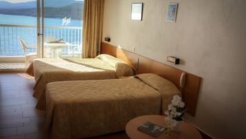 Coffres-forts dans les chambres, Wi-Fi gratuit, draps fournis