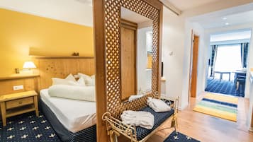 Family Suite, 2 Bedrooms (Habicht) | Premium bedding, in-room safe, desk, soundproofing