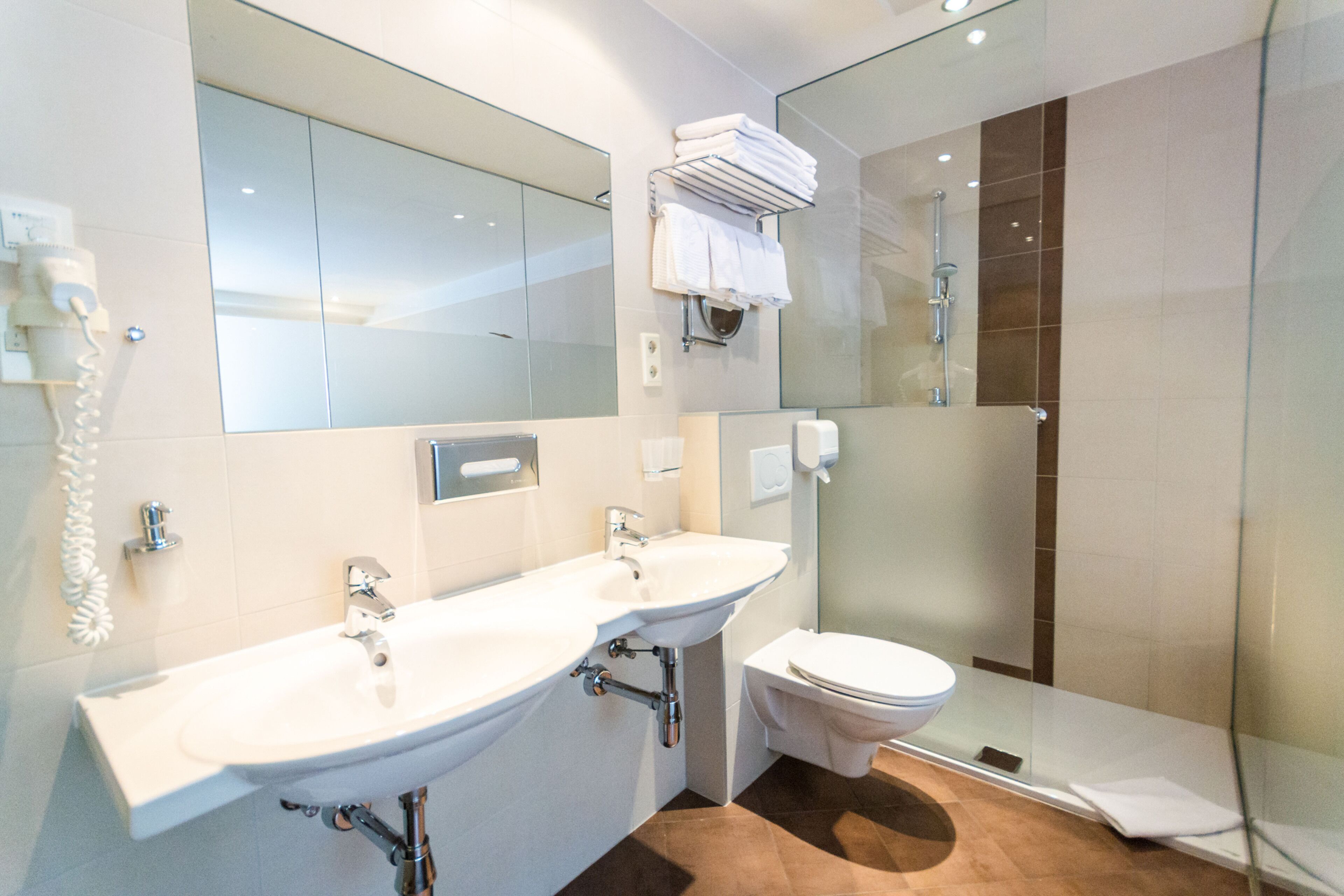 family room "blaser" | bathroom | free toiletries, hair dryer, towels