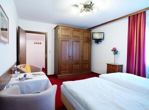 Ropa de cama hipoalergénica y minibar