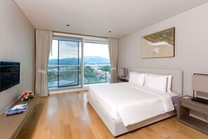 Villa, 3 Bedrooms, Lagoon View - Outrigger Laguna Phuket Resort Villas (PHUKET)