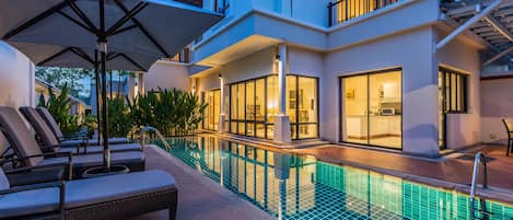 One Bedroom Pool Villa | Living area