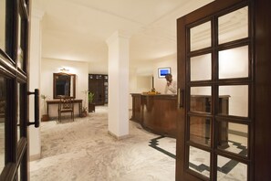 Reception - Alpana Hotel (Haridwar)