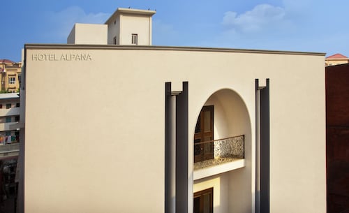 Alpana Hotel