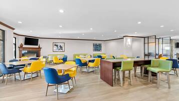 Free daily full breakfast