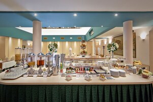 Desayuno buffet incluido
