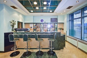 Bar (on property) - Hotel Central (Zagreb)