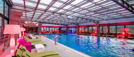 Piscine couverte