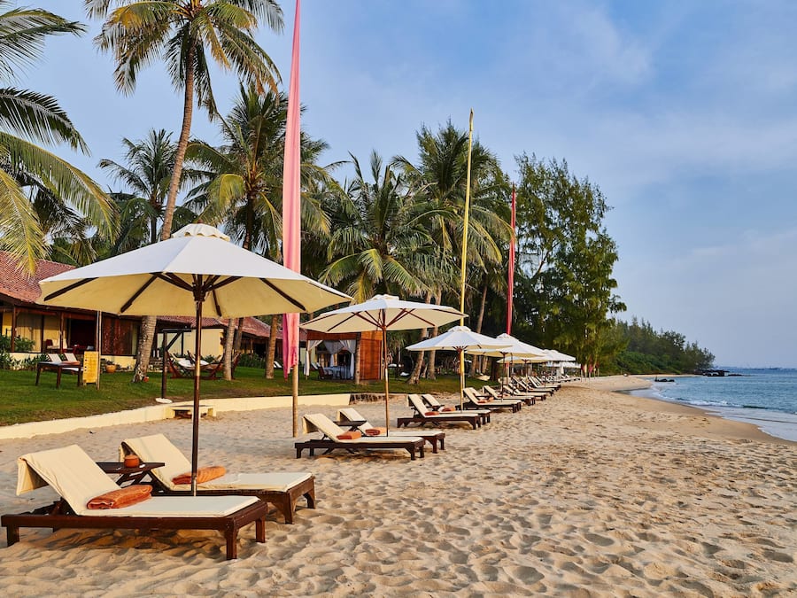 Beachfront Villa | Premium bedding, minibar, in-room safe, individually decorated
