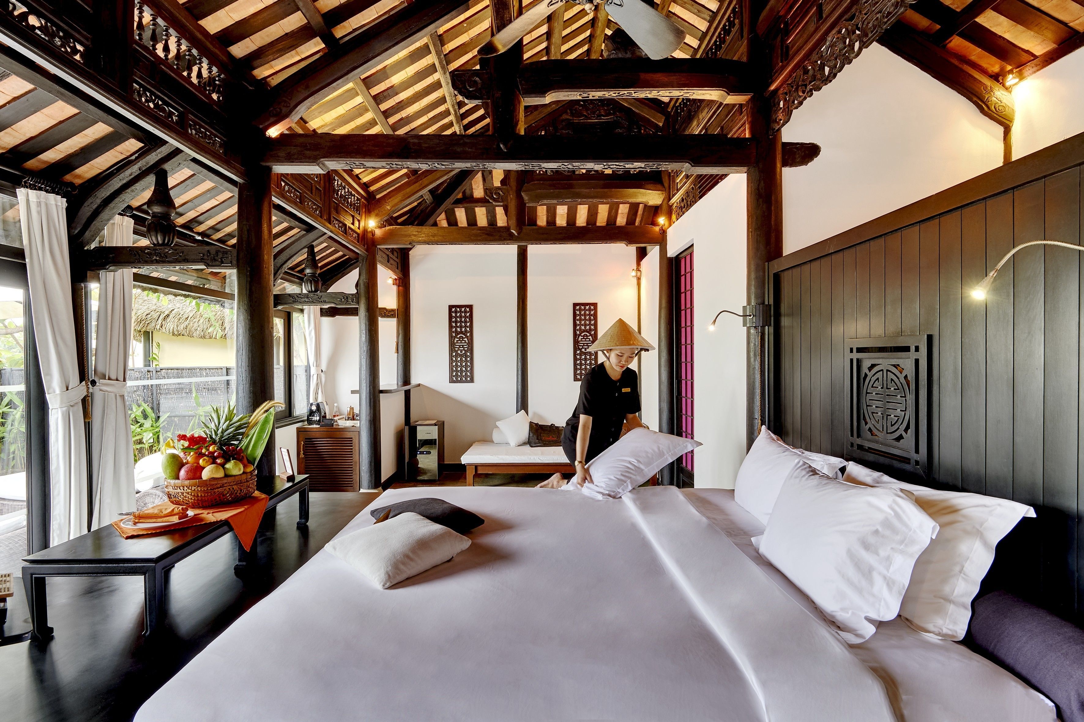 jacuzzi villa | premium bedding, minibar, in-room safe, individually decorated