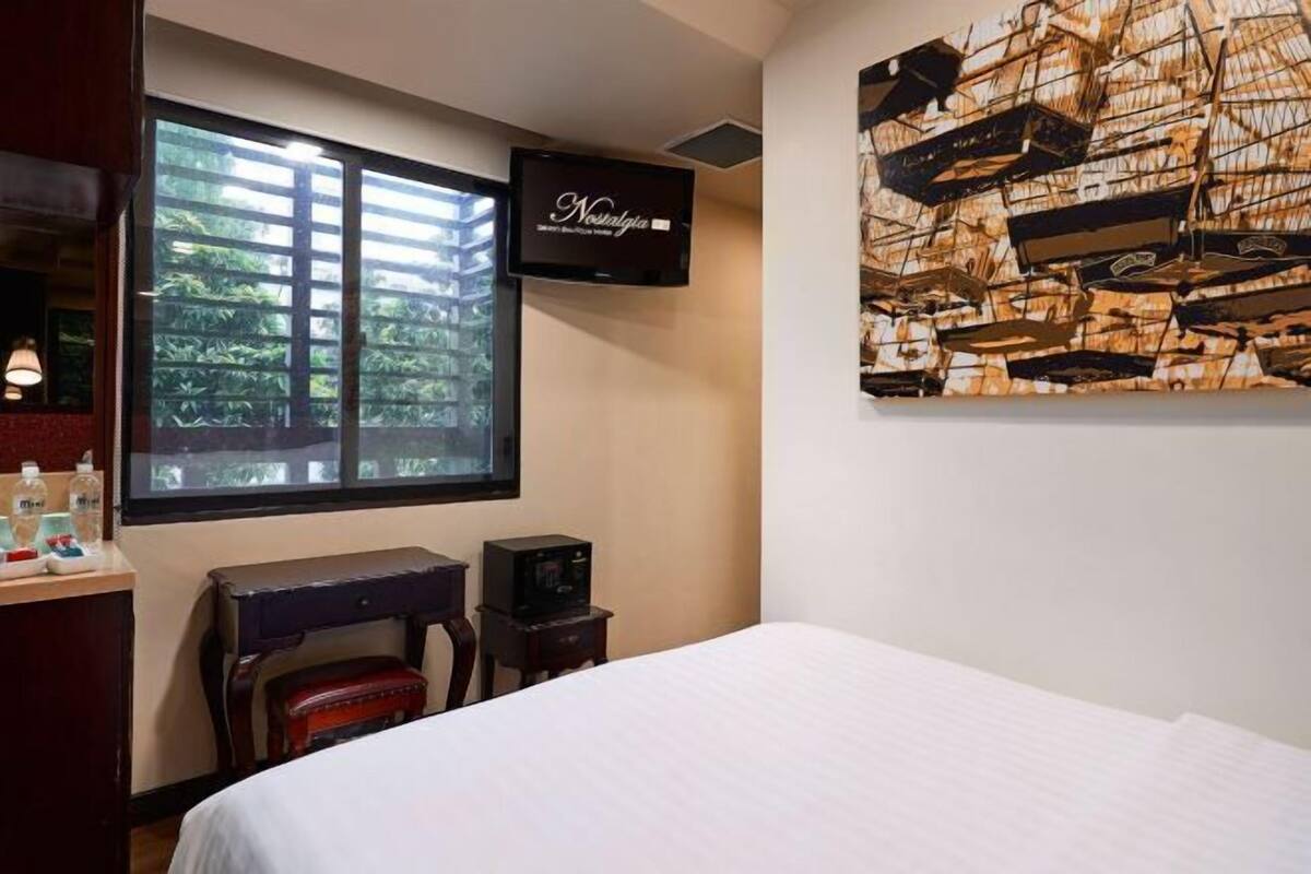 Coffres-forts dans les chambres, Wi-Fi gratuit, draps fournis