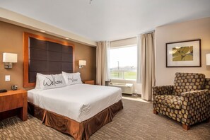 Suite, 1 Bedroom | Pillowtop beds, desk, laptop workspace, blackout drapes