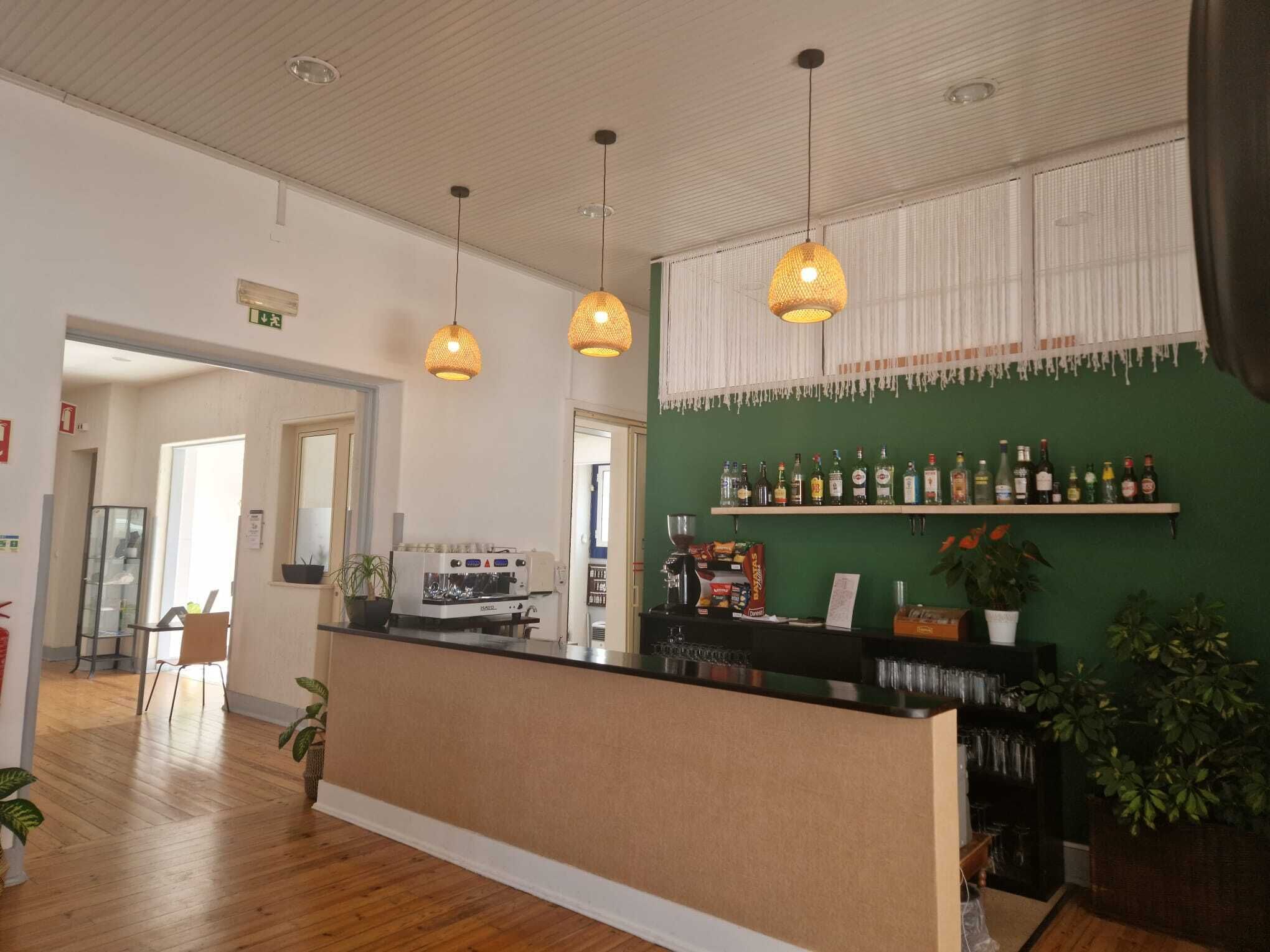 free toiletries, bidet, towels