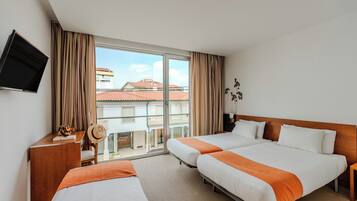 Desk, free WiFi, bed sheets