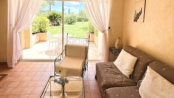 Dúplex | Vista desde la propiedad